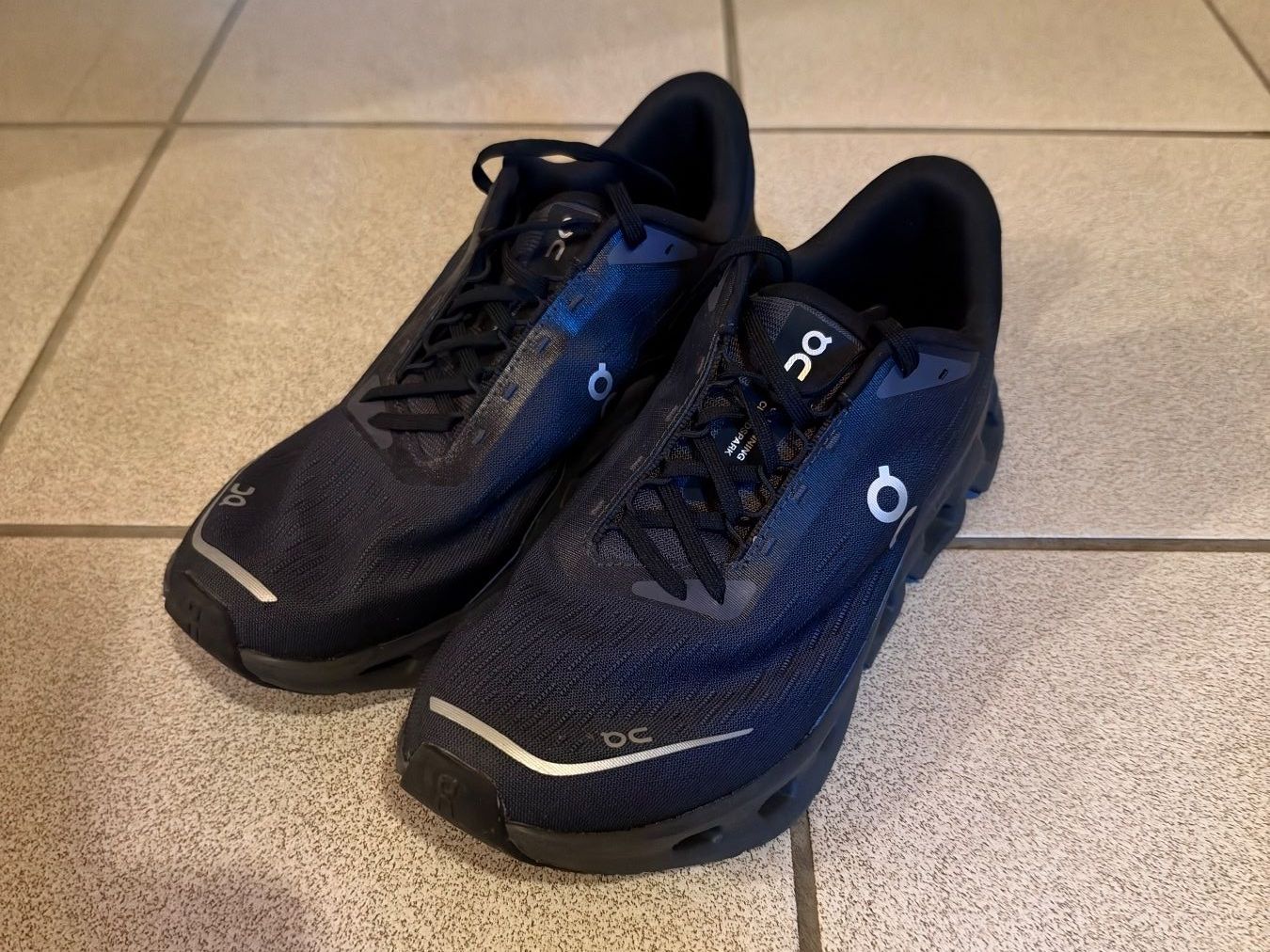 On Scarpe da uomo: On Cloudspark (Herren, Gr. 41) – Nuovo (secondo la descrizione) da Grabs venduto da tis_wr6j 3