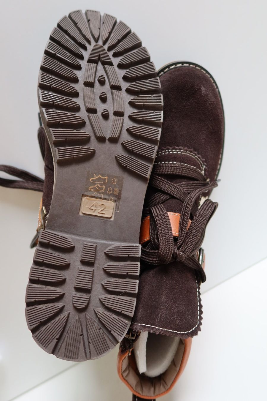 Scarpe da donna: Wanderschuhe Grösse 42 von "Hirschkogel", LEDER - NEU – Nuovo e nell'imballaggio originale da Zürich venduto da Piki7 2