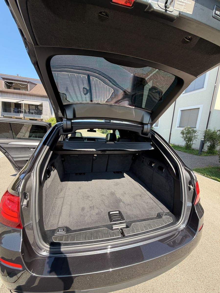 BMW Autos: BMW 530d xDrive Touring  – Gebraucht aus Islikon von ang_w9wh 7
