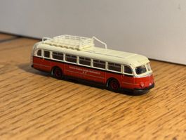 M1250 selten: Oltimer Reisebus, Hersteller MINIS (Spur N)