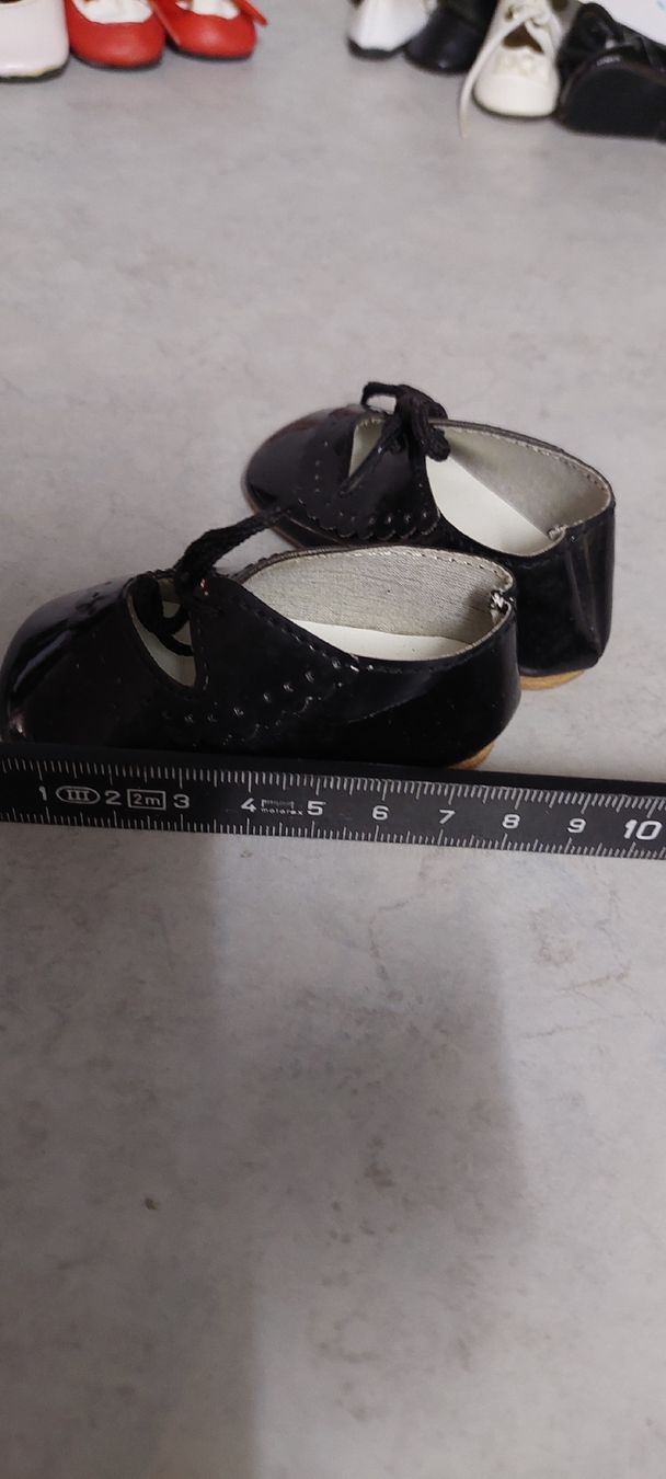 Sasha Morgenthaler Bambole: 5Paar Puppenschuhe H.Ott evt.SASHA – Usato da Muri AG venduto da nindo1 2