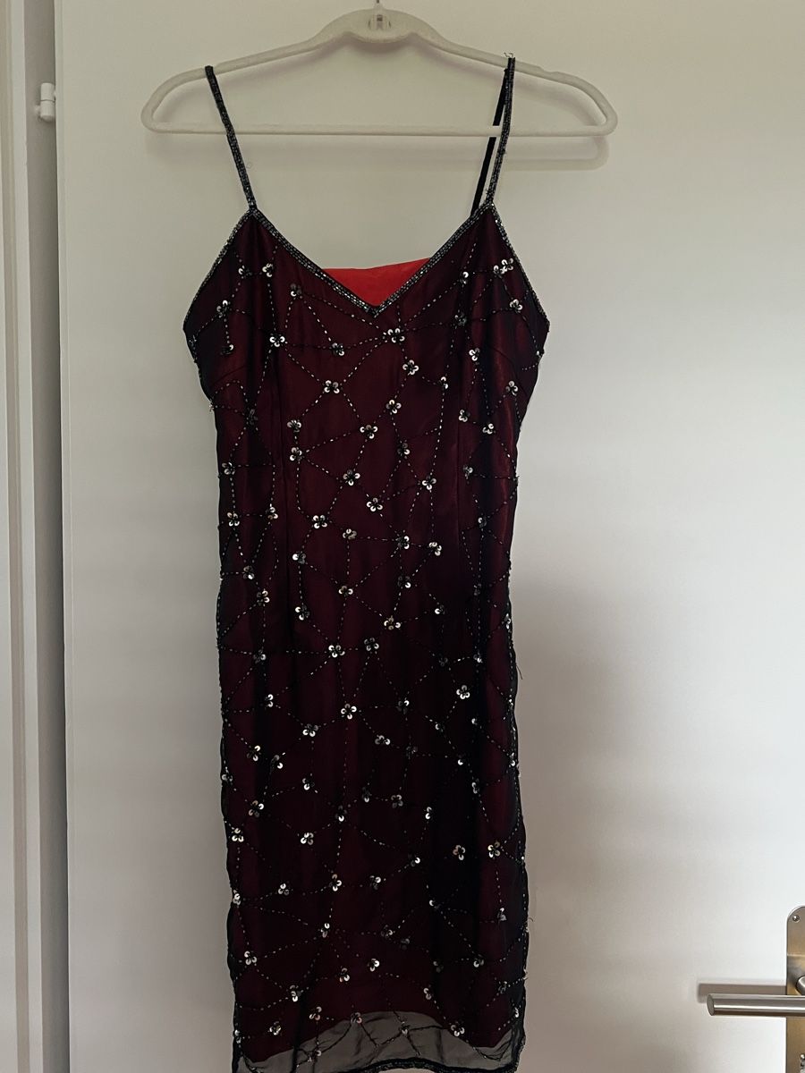Kleider: Paillettenkleid Gr 40 – Neu (gemäss Beschreibung) aus Aarberg von Edelschungit