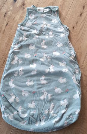 H&M Schlafsack mit Hasenmuster, Grösse 62/68, 2.0 TOG