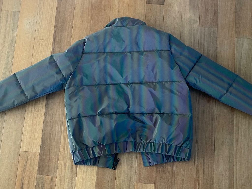 Giacche: URBAN CLASSICS Jacke reflektierend – Usato da Basel venduto da asprion 1