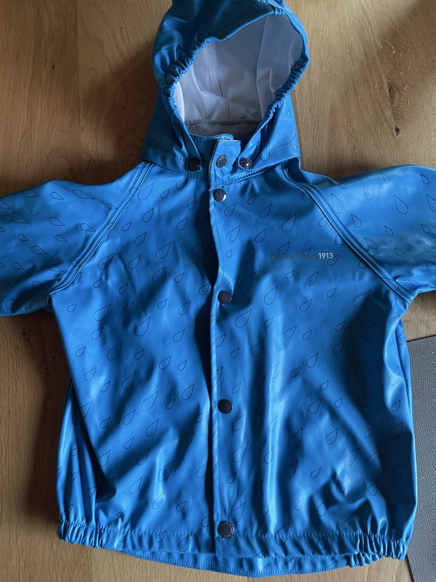 Didriksons Lotti & Set di vestiti: Didriksons Regenbekleidung Gr 100 – Usato da Flumserberg Bergh venduto da tamaramullis 3
