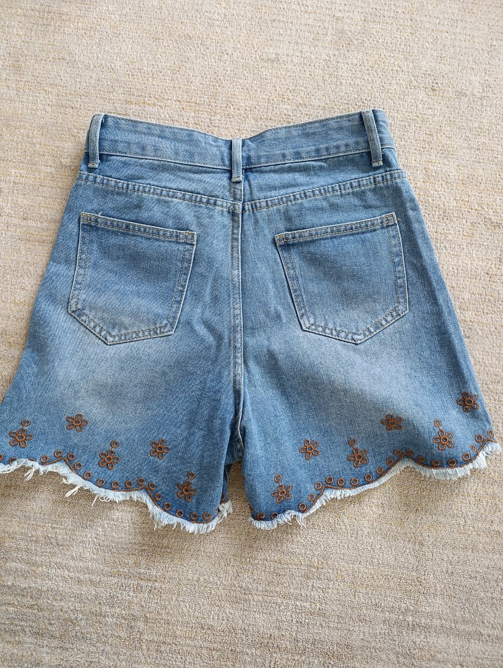 Pantaloni: SHORT JEAN BOHÈME XS – Nuovo (secondo la descrizione) da Sierre venduto da shirley04 4
