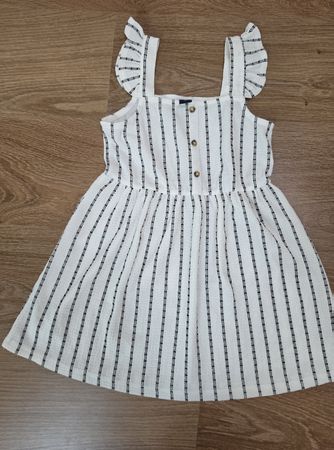 Robe fille Kiabi rayée blanc et noir taille 6 ans 116 cm