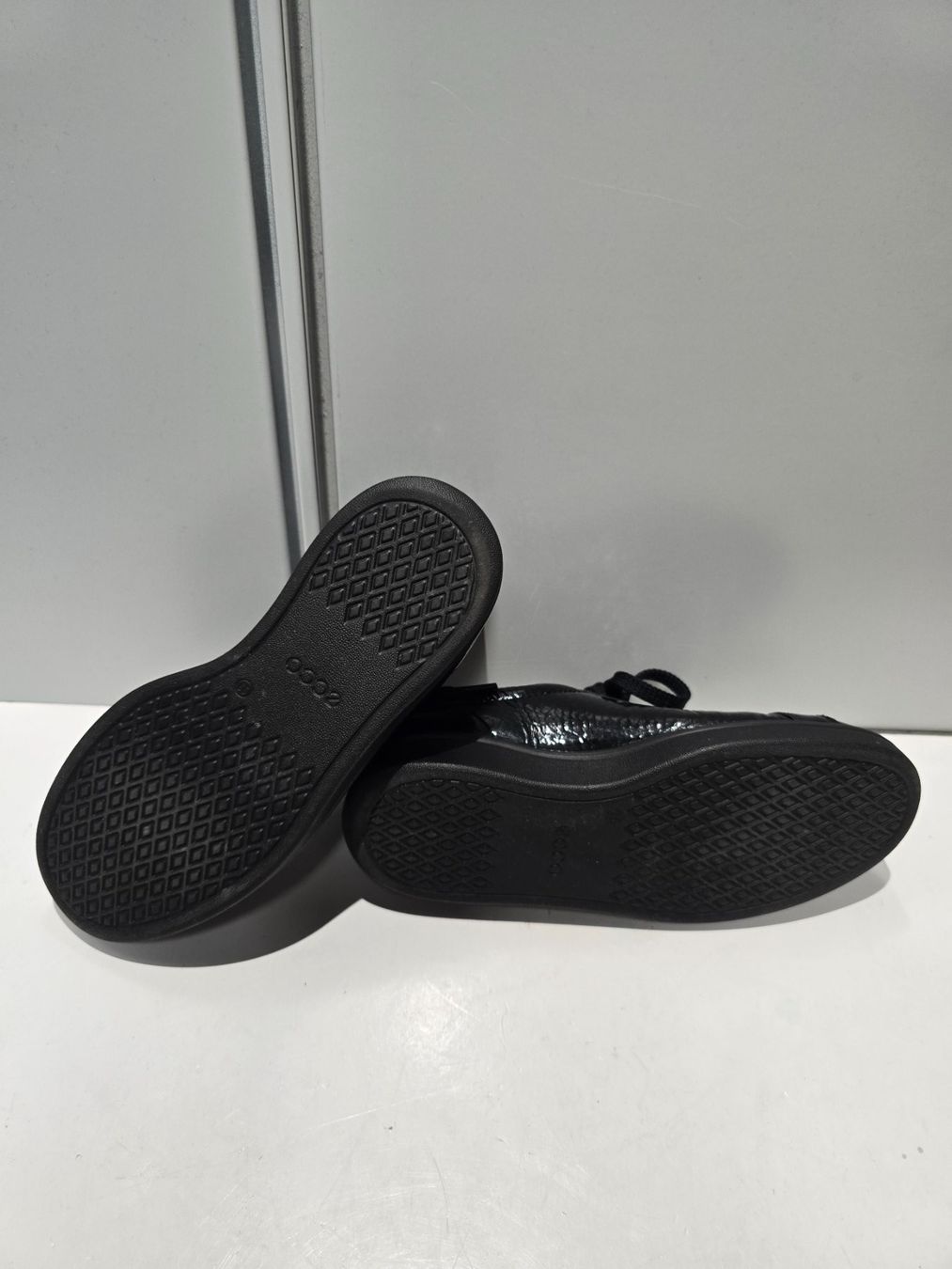 Gabor Scarpe da donna: Gabor Damen Sneaker Schwarz Knautschlack Gr. 35 – Usato da Zofingen venduto da Loop_ReSale 3