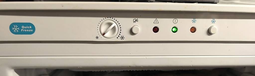Congélateurs: Electrolux Gefrierschrank EUF2000FW 160L  – D'occasion à Merenschwand par M_S-88 2