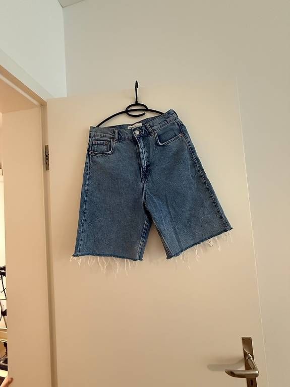 Jeans: ZARA SHORTS! SIZE 36! – Usato da Wallisellen venduto da Marij1986