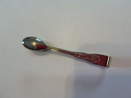 Zuckerschnäpper silberfarben mit Verzierungen guter Zustand