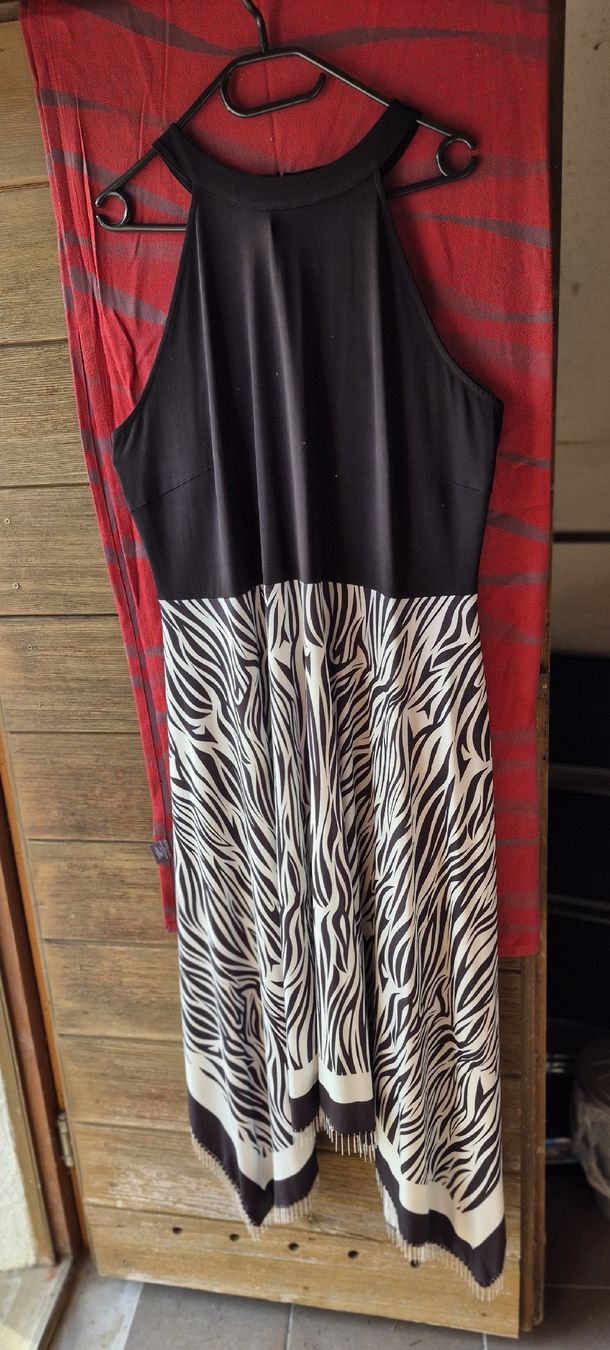 Vestiti: Damenkleid – Nuovo (secondo la descrizione) da Wislikofen venduto da Ana.Gomes