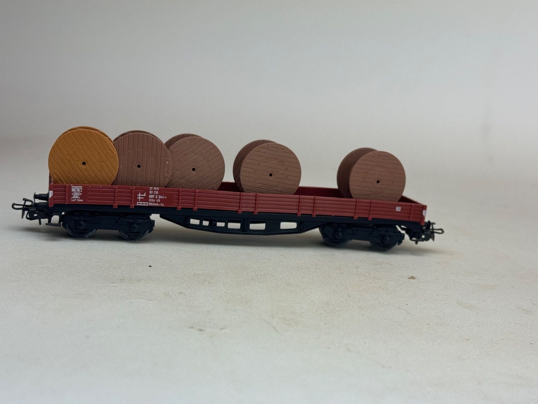 Märklin Modelleisenbahnen: VE1- Märklin Flachwagon mit Kabelrollen – Gebraucht aus Elm von Wikmtz