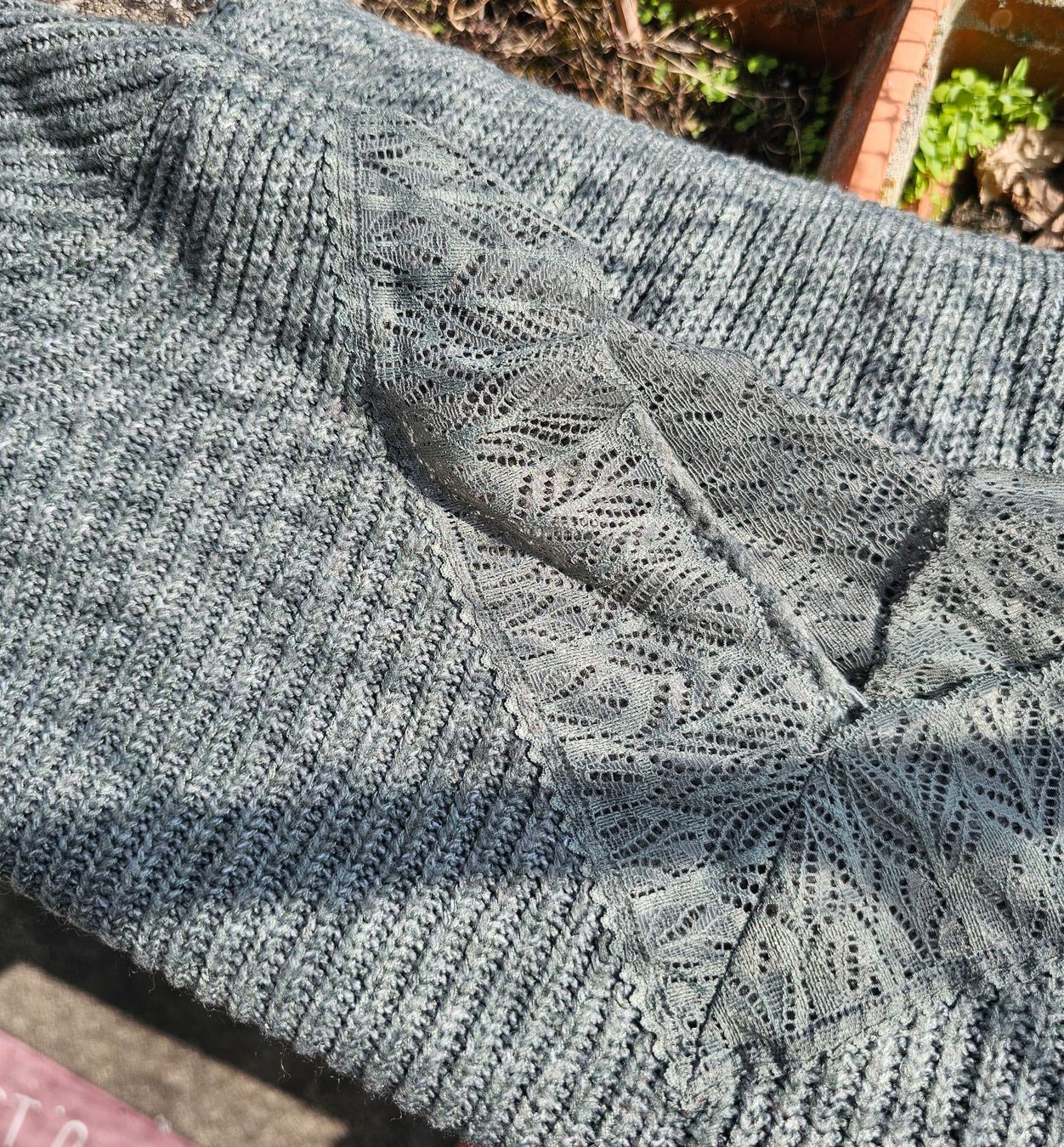Maglioni & Felpe: Cooler Pulli Gr. S - M Strick mit Spitze – Usato da Füllinsdorf venduto da Sunnebliemli7 3