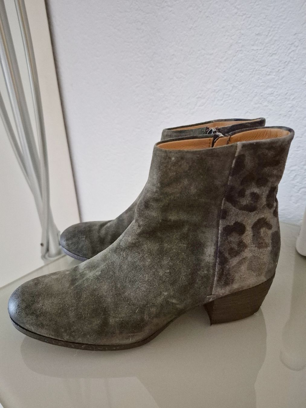 Scarpe da donna: Stiefeletten Thea Mika – Usato da Wabern venduto da Passionata6 1