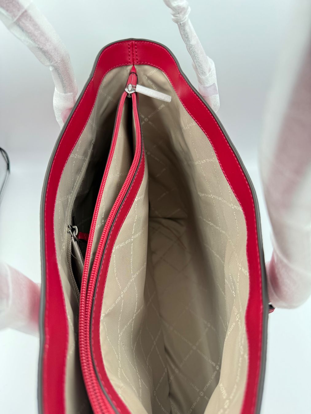 Michael Kors Borse da donna: Michael Kors Tasche dark rashpberry multi – Nuovo e nell'imballaggio originale da Wiedlisbach venduto da Sistershop 6