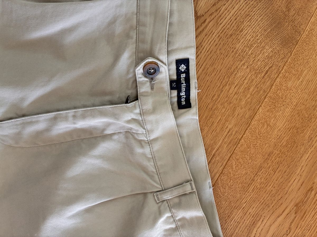 Hosen: Burlington Hosen – Gebraucht aus Moleson-s-Gruyeres von Mosaikplastik 2