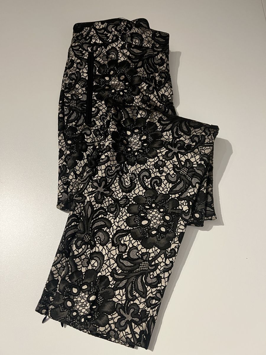 Kookai Pantaloni: Pantalon Kookaï, T38/M – Nuovo (secondo la descrizione) da St-Pierre-Clages venduto da ste_xk6p
