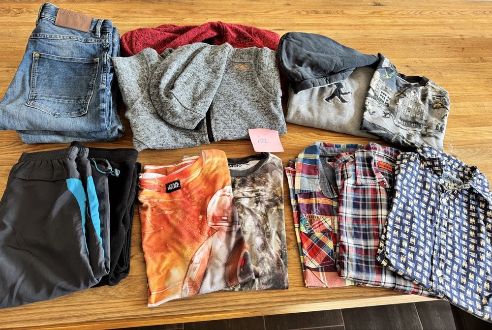 Ensembles coordonnés: Kleiderpaket Gr152 – D'occasion à Pfäffikon ZH par Jasilini