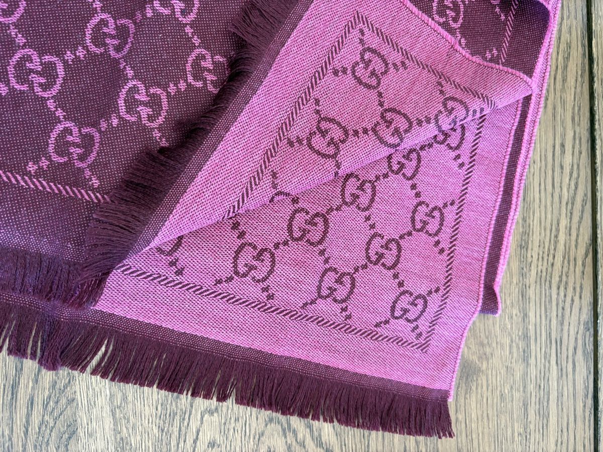 Gucci Foulards & écharpes: Gucci GG Wool Scarf  – Neuf (Voir description) à Allaman par Bertie555 7
