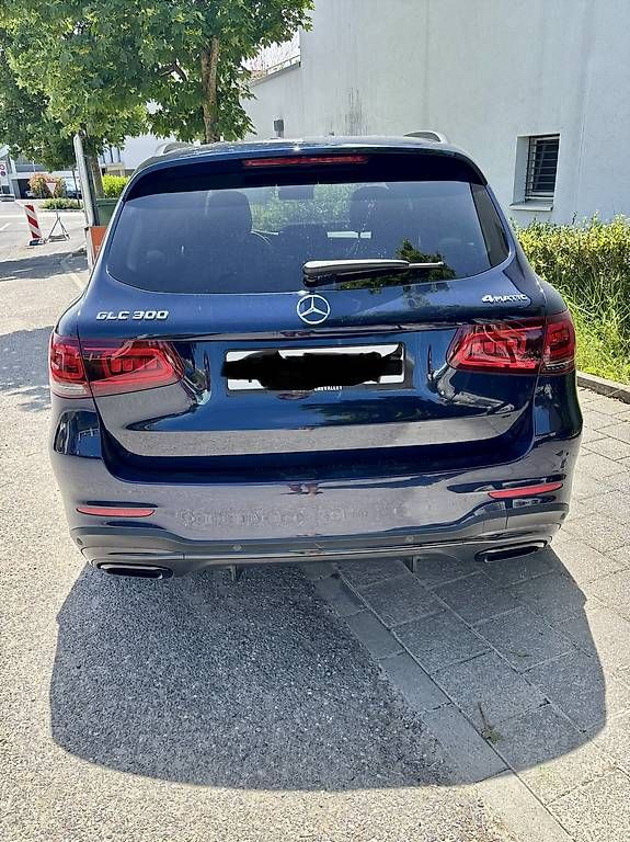 Automobili: Mercedes GLC 300 4Matic - 2022 – Usato da Bulle venduto da sarahbrul 2