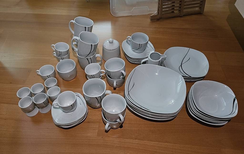 Services de table: Geschirrset Neu – D'occasion à Nidau par ann_2289