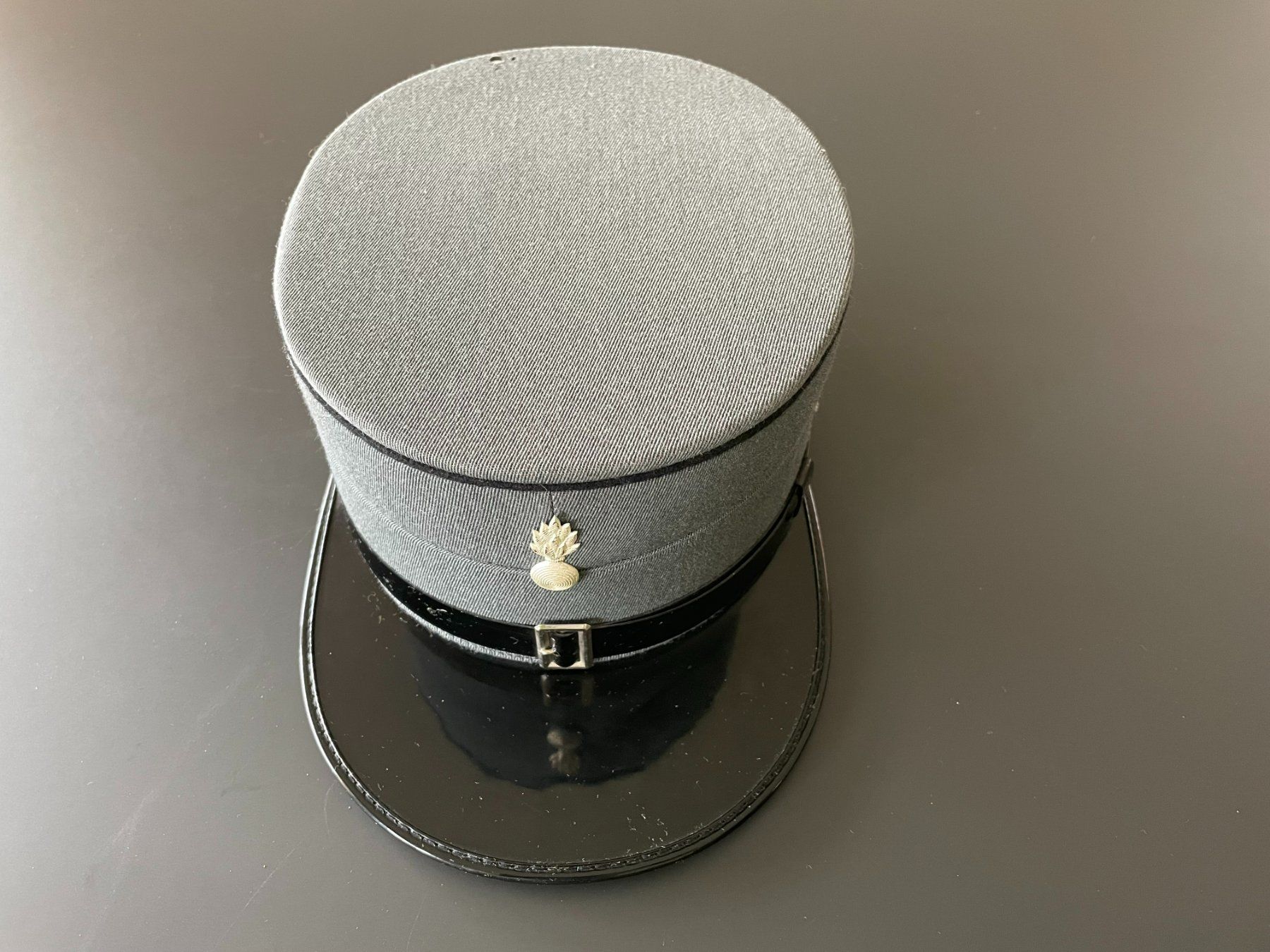 Copricapi, berretti & cappellini: Polizeimütze – Usato da Wangen SZ venduto da KAM07