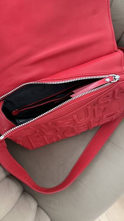 Borse da donna: Handtasche Desigual rot – Usato da Inwil venduto da Rknuddel 2