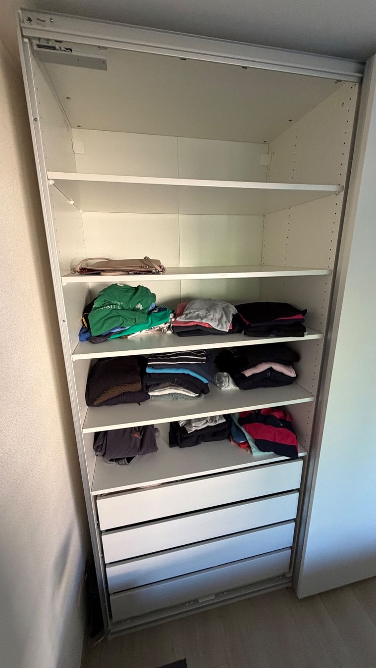Ikea Armoires: Armoire IKEA PAX – D'occasion à Lonay par Finch 2