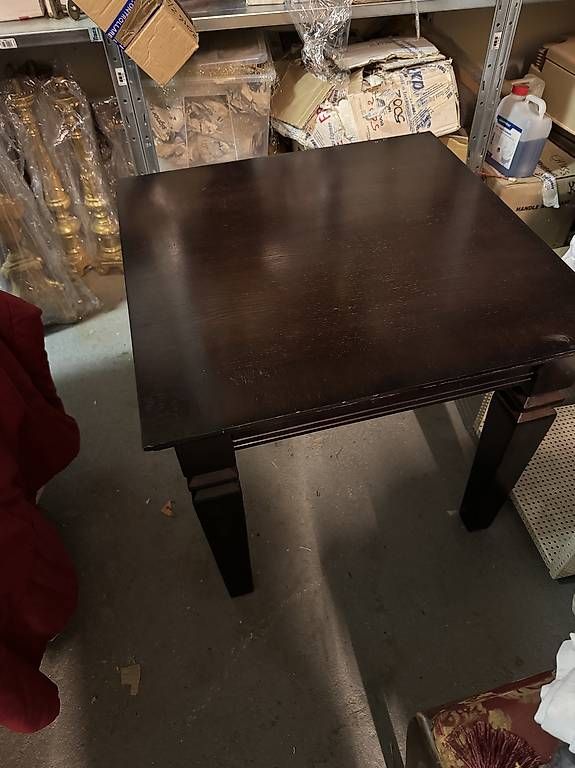 Tavoli: ELEGANT DARK WOOD SIDE TABLE – Usato da Melide venduto da cla_g5fs