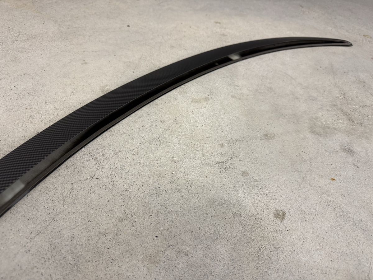 Tesla Sonstiges Fahrzeugzubehör: Heckspoilerlippe Carbon Optik Tesla Model 3 – Gebraucht aus Kriens von CrOuZo 3
