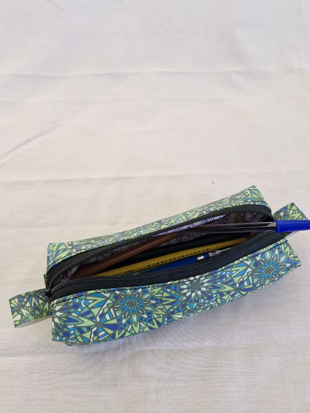 Schüler-Etuis: Trousse à crayons fait main / Mäppchen handgemacht – Neu und originalverpackt aus Fétigny von josepcarlos 1