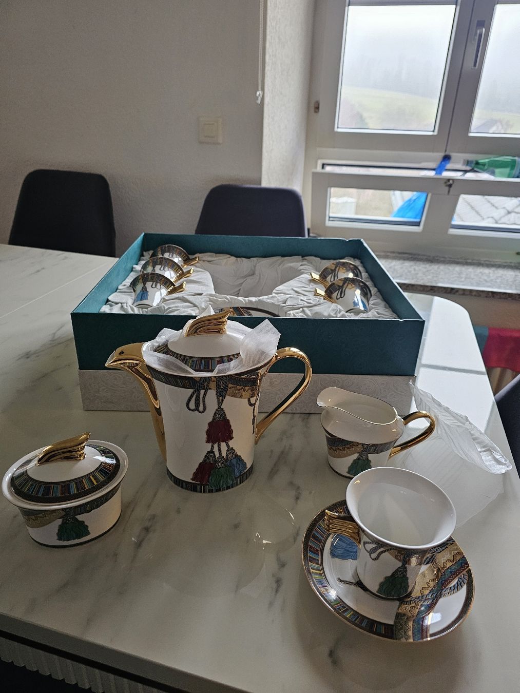 Set di piatti: Edles Kaffeeservice  - unbenutzt im Originalkarton! – Nuovo e nell'imballaggio originale da Aeugstertal venduto da Levo84 2