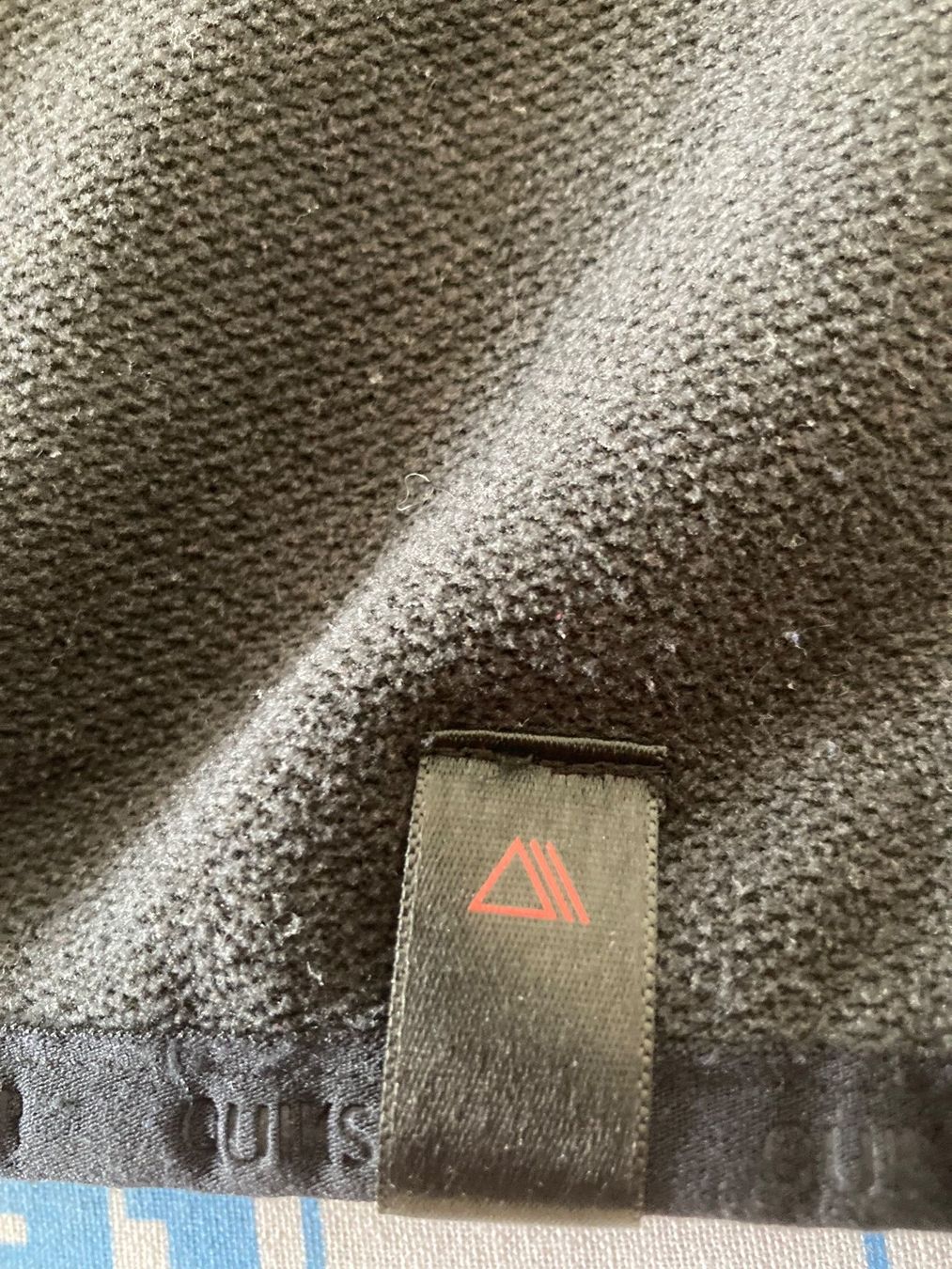 Quiksilver Giacche: Sweater Quicksilver XL – Usato da Fehraltorf venduto da mayalotto 3