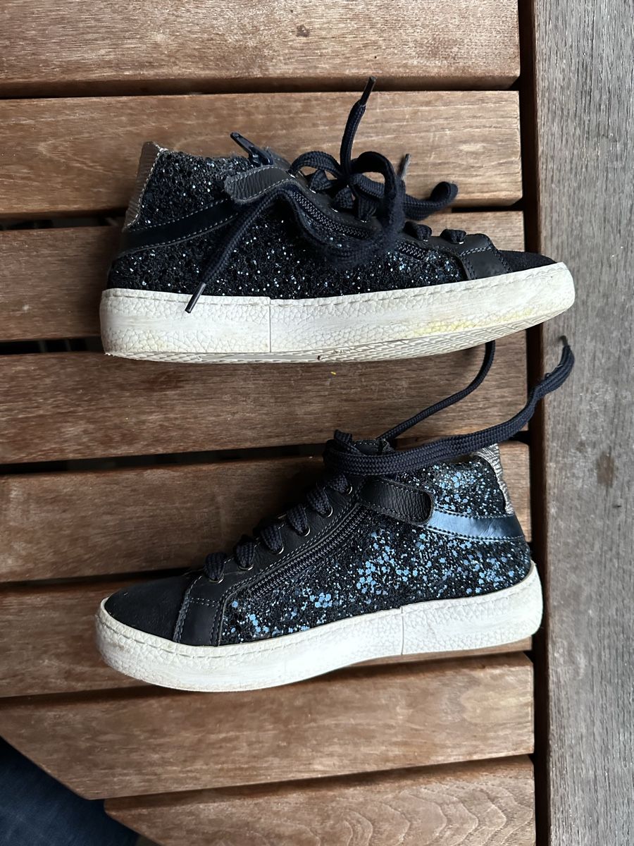 Scarpe per ragazze: Markenschuhe Gr 33 TOP Zustand – Usato da Oberstammheim venduto da credible-girl 2