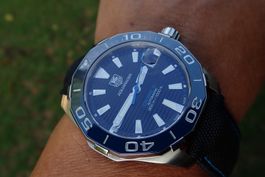 TAG HEUER AQUARACER AUTOMATIC 300METER CALIBRE 5