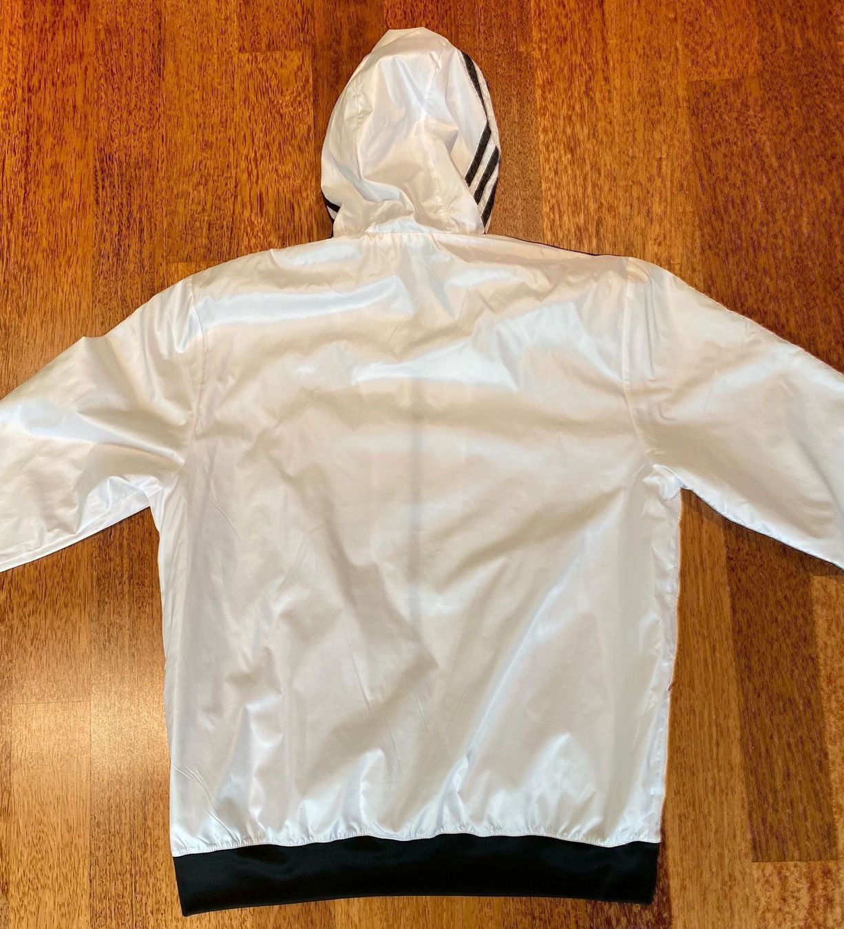 Adidas Jacken: Deutschland Anthem-Jacke Adidas – Neu (gemäss Beschreibung) aus Hermetschwil-Staffeln von Beat131 2