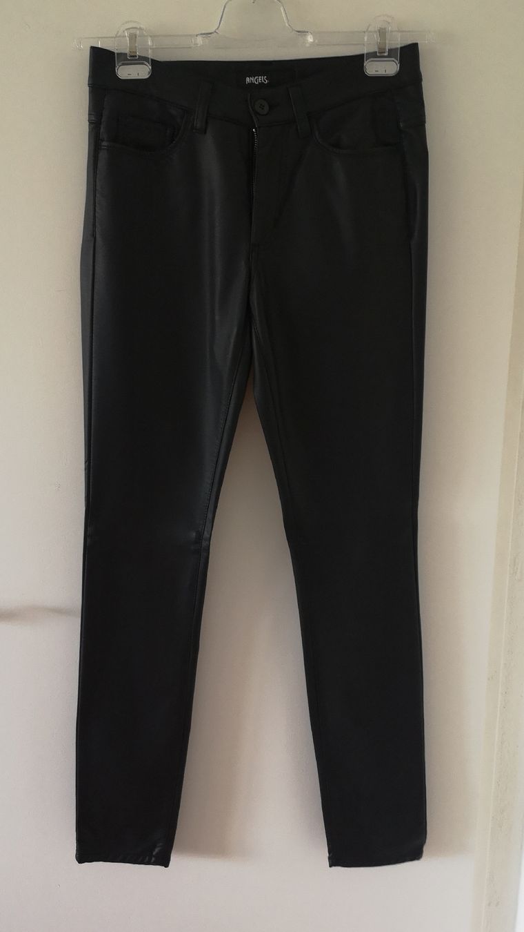 Cecil Pantaloni: Hose im Lederlook Gr. 31 - Cecil - Spendenaktion – Nuovo (secondo la descrizione) da Unterkulm venduto da Beljasch 1