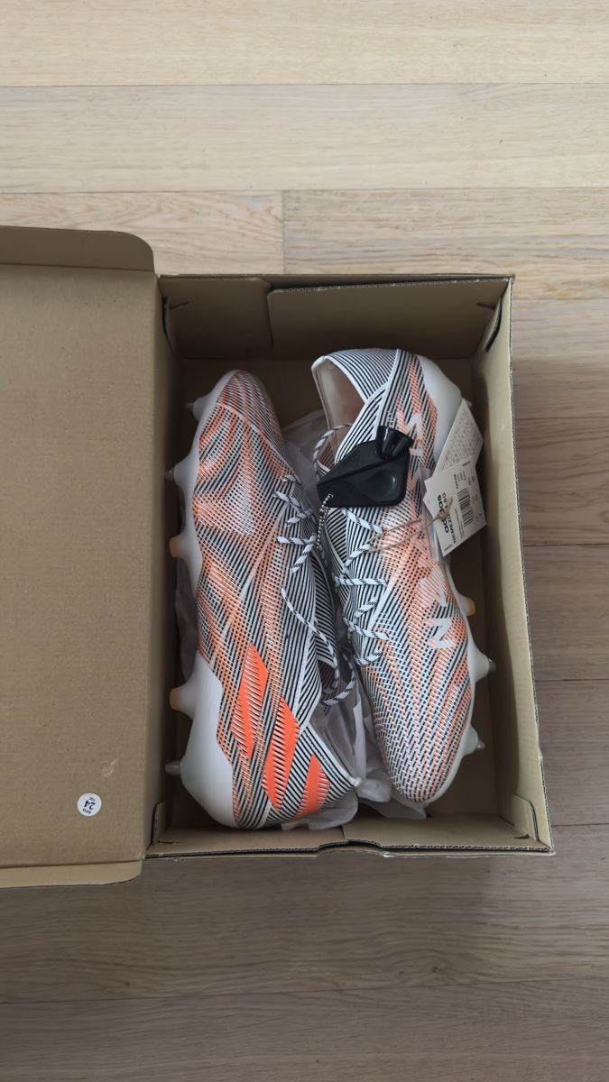 Adidas Scarpe da uomo: Adidas Nemeziz .1 SG – Nuovo e nell'imballaggio originale da Hombrechtikon venduto da JOKIASSU 1