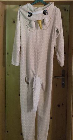 Flauschiger Einhorn-Overall, Grösse S, ideal für kalte Tage