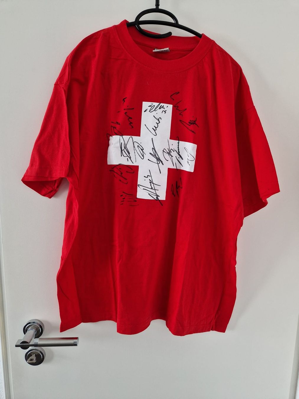 T-shirt: Schweizer Nati T-Shirt – Usato da Bülach venduto da cf96