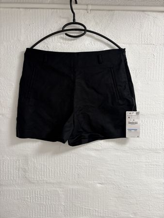 Damen Shorts,Gr.M;Zara