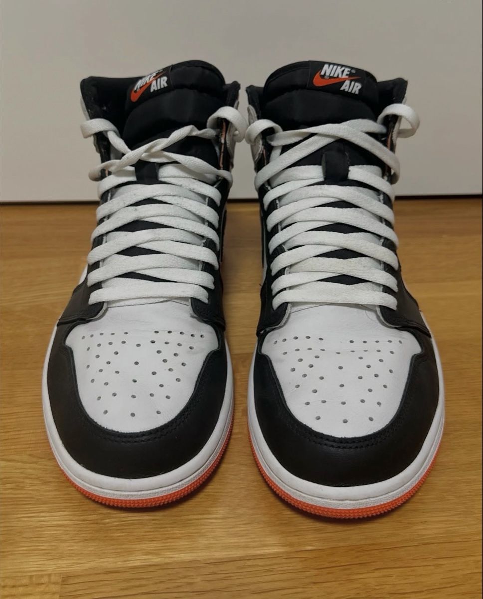 Jordan Scarpe da uomo: Jordan 1 High "Electro Orange" – Usato da Basel venduto da Kevinbuckcards 1