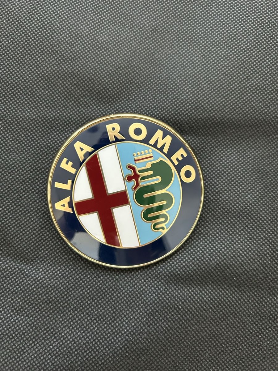 Alfa Romeo Schilder: Alfa Romeo, Original Markenschild – Neu (gemäss Beschreibung) aus Reinach BL von meinstil