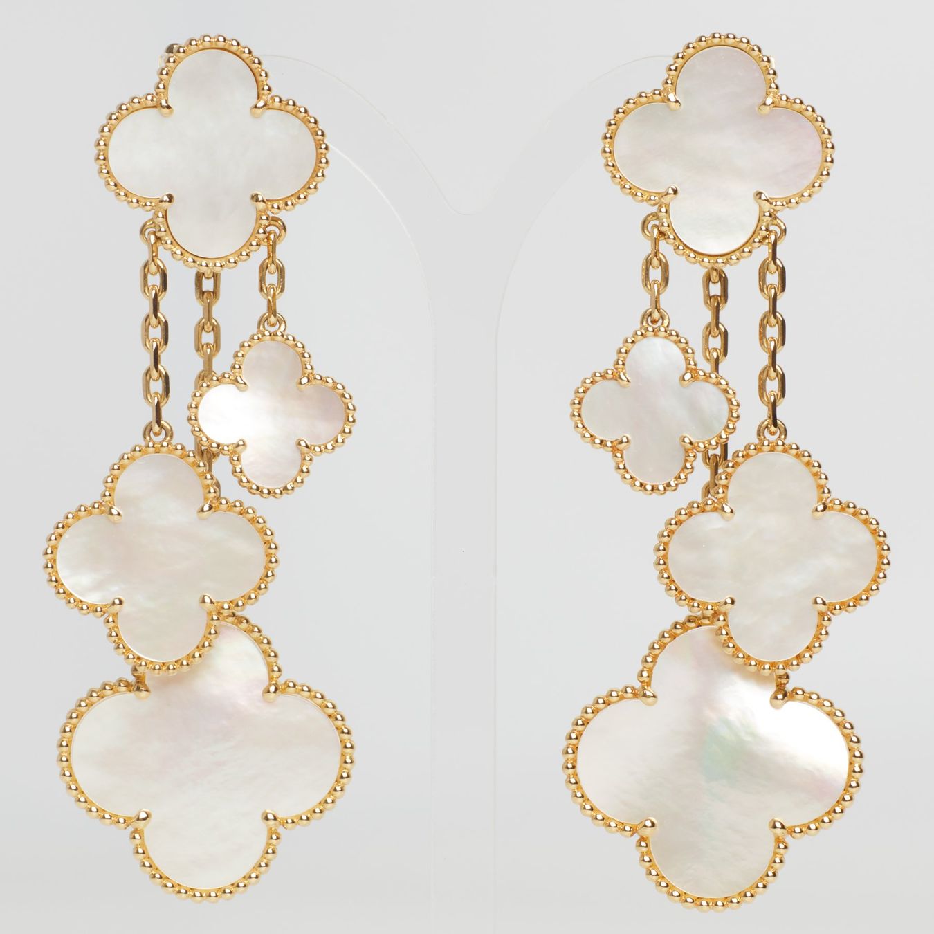 Orecchini pendenti & Orecchini a lobo: EXTRA RARE Authentiques Boucles d’oreilles VAN CLEEF ARPELS – Nuovo (secondo la descrizione) da Carouge GE venduto da TLD