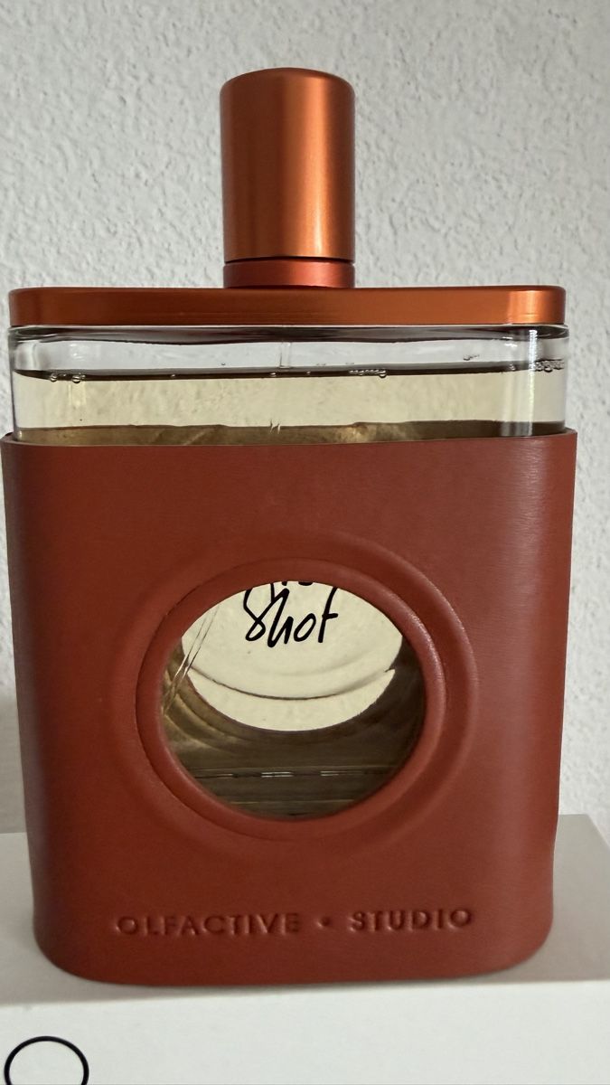 Profumi & Eau de Toilette: Olfactive Studio Iris Shot 100ml Parfum  – Usato da Sursee venduto da nst_czk2 2