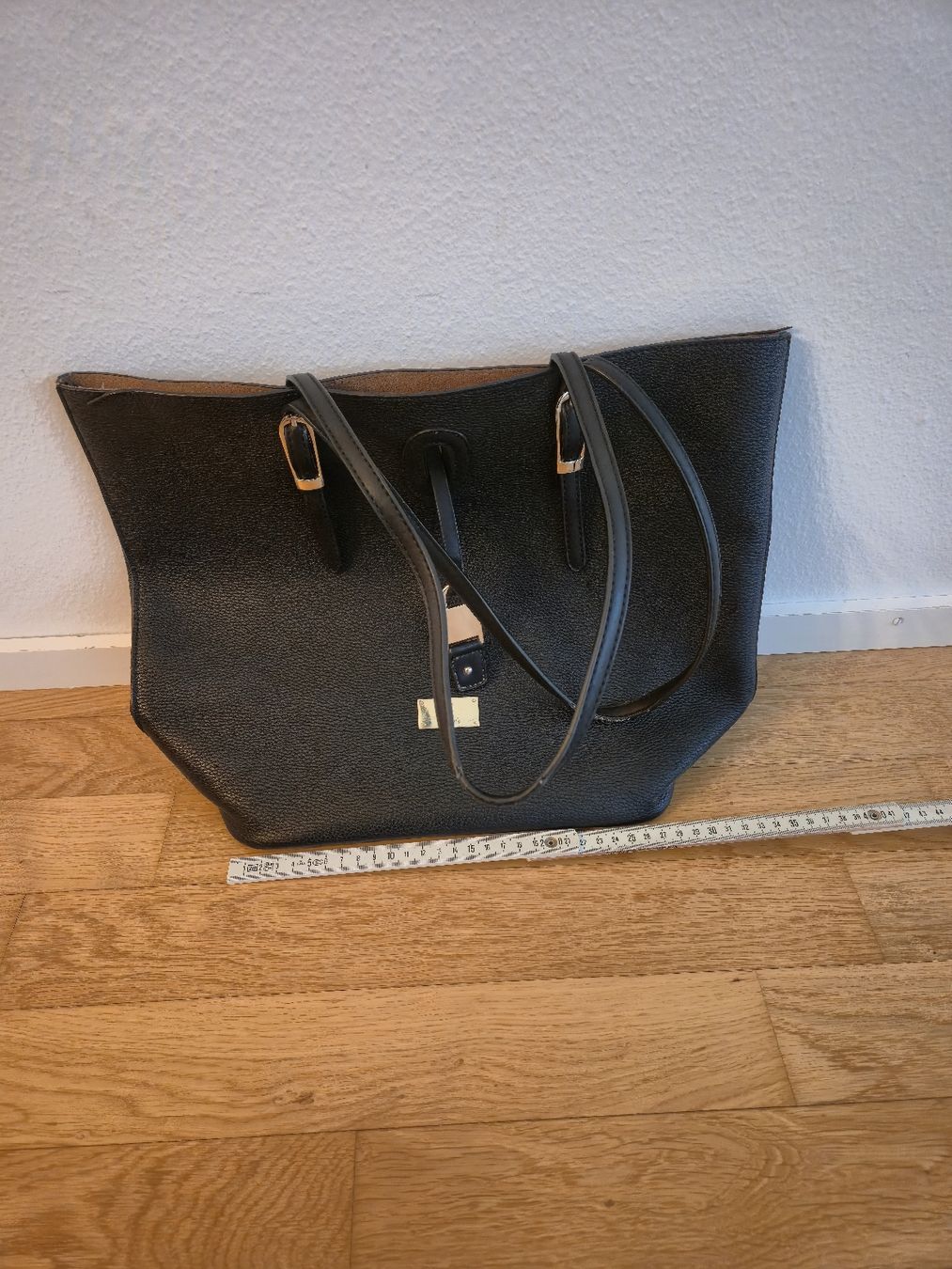 Taschen für Damen: Fragola Handtasche – Gebraucht aus Rombach von BSF3 2
