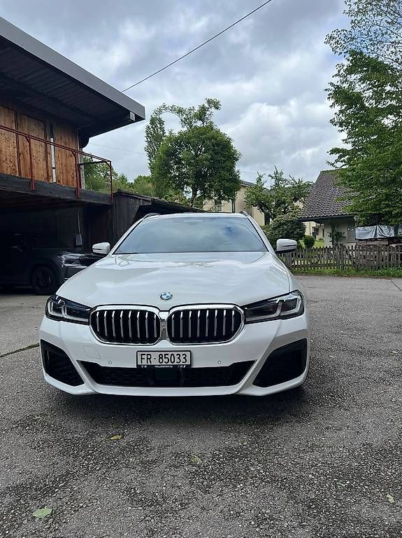 Automobili: BMW 530d xDrive SAGTouring  – Usato da Schwarzsee venduto da Allodds 3