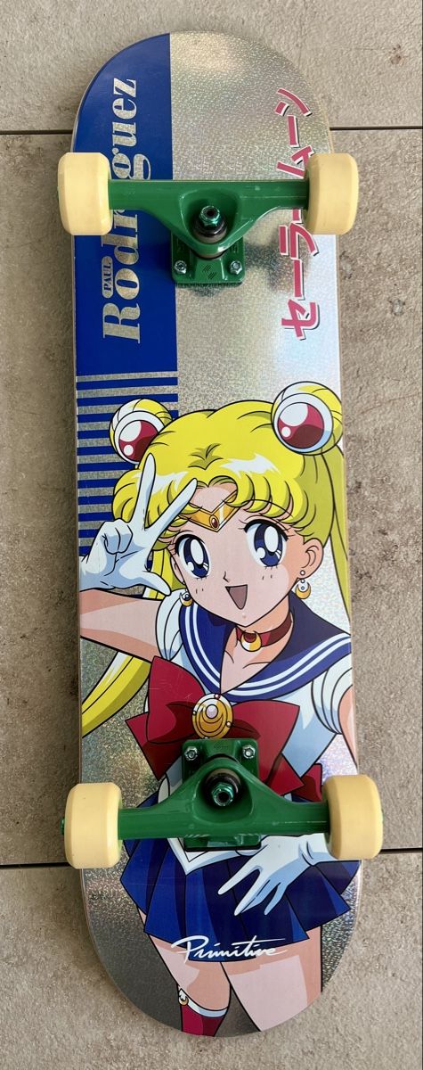 Skateboards: Primitive Sailor Moon Skateboard Complete – Usato da Niederweningen venduto da Bubu650