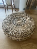 Round woven pouf/ottoman - natural seagrass - 2023 home styl